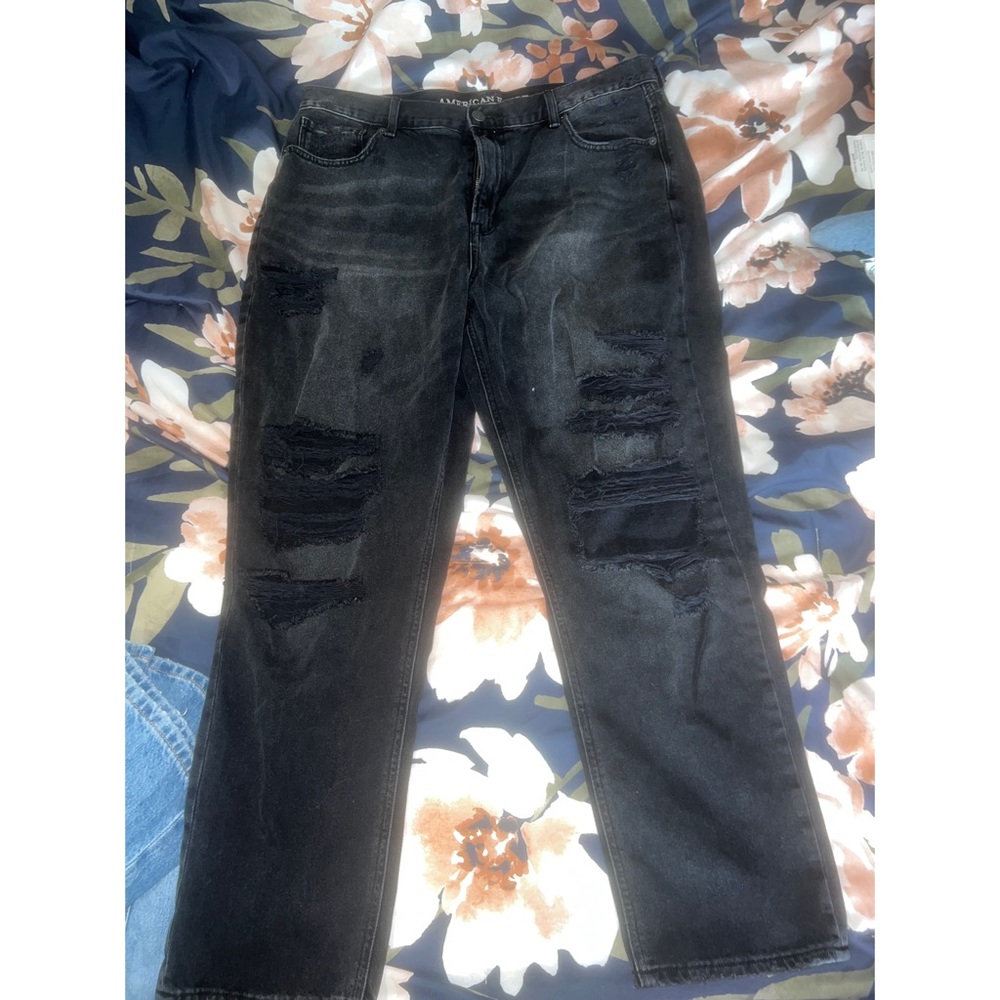 Black distressed mom jeans